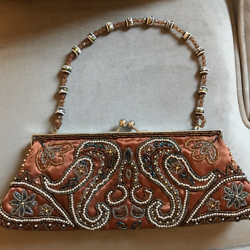 Vintage beaded apt 9 purse
